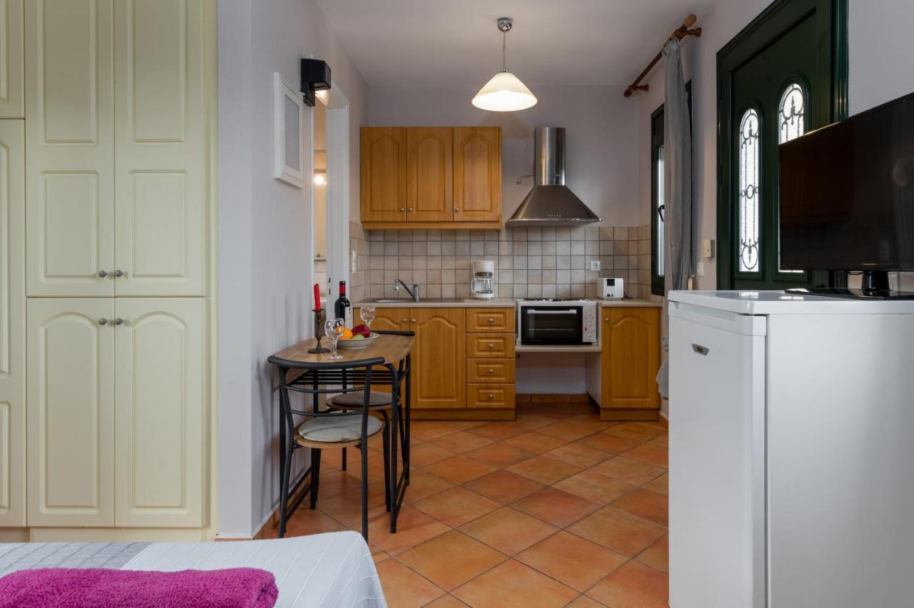 Koxyli Studios & Apartments Kaligata Ngoại thất bức ảnh